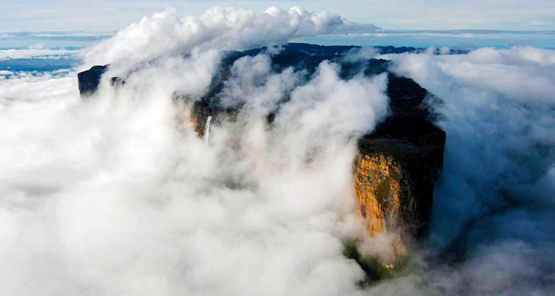Núi Roraima ở Nam Mỹ